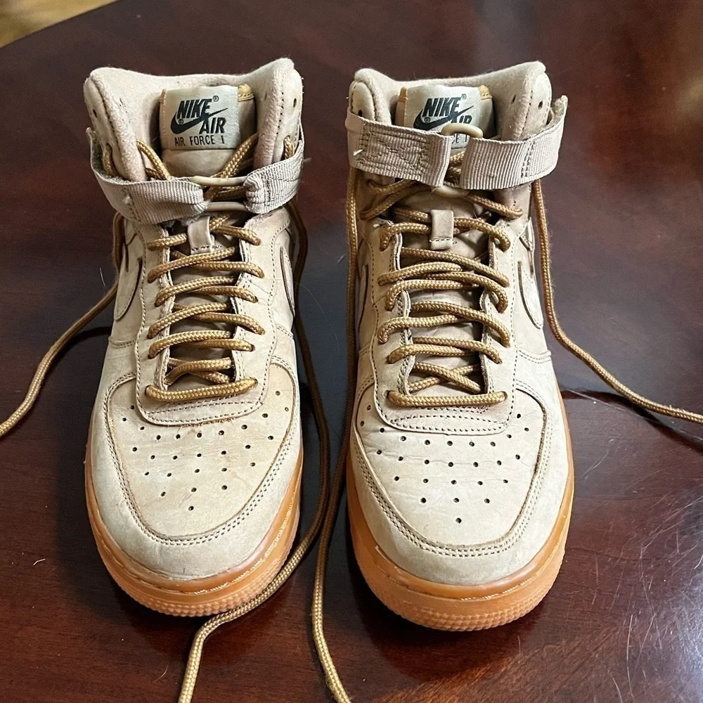 Nike Air Force One suede high top tennis shoes size 5 1/2 youth barely worn EUC